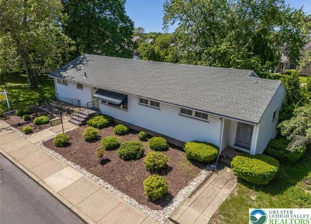 Property at 825 Old Philadelphia Rd, Easton, PA 18042, 3 beds, 1.5 baths