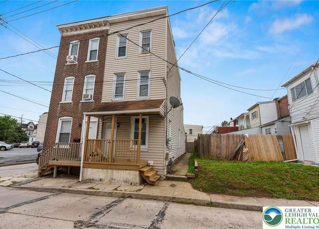 Property at 1316 Newton St, Allentown City, PA 18102, 4 beds, 1.5 baths