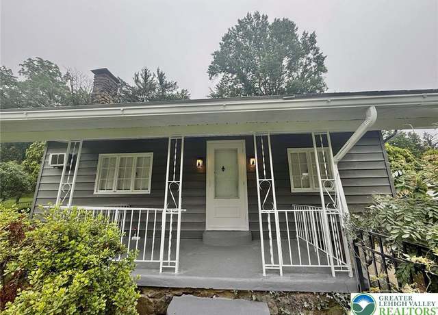 Property at 737 Frost Hollow Rd, Easton, PA 18040, 2 beds, 1 bath
