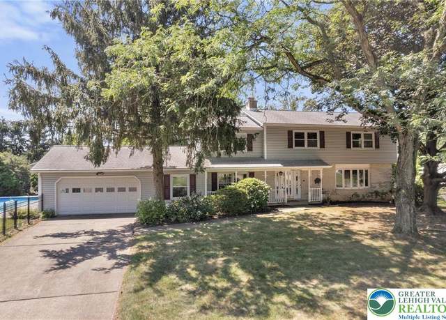 Property at 3636 Gloucester Dr, Bethlehem City, PA 18020, 4 beds, 2.5 baths