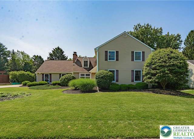 Property at 4984 Meadowview Dr, Lower Macungie Twp, PA 18062, 5 beds, 3.5 baths