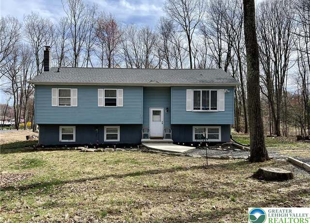 Property at 117 Acorn Ln, Polk Twp, PA 18058, 3 beds, 2 baths