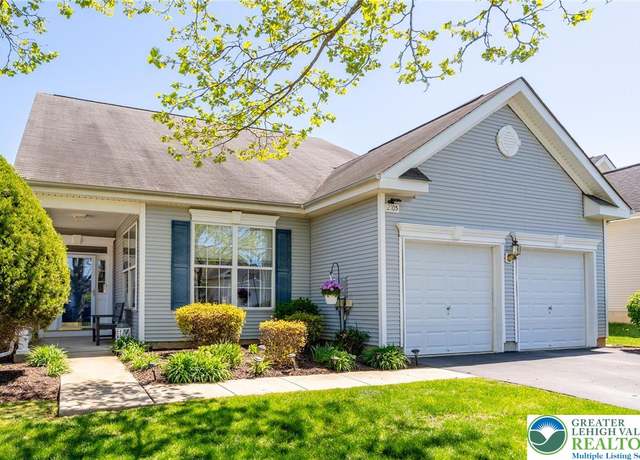 Property at 2105 Four Seasons Blvd, Lower Macungie Twp, PA 18062, 3 beds, 3 baths