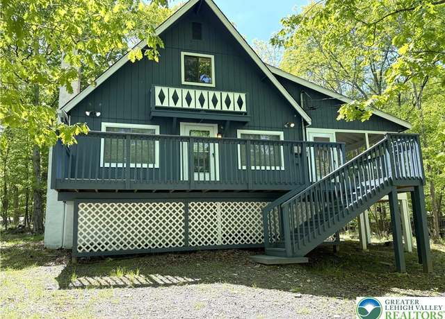 Property at 3176 Cherry Ridge Rd, Pike, PA 18324, 3 beds, 1.5 baths