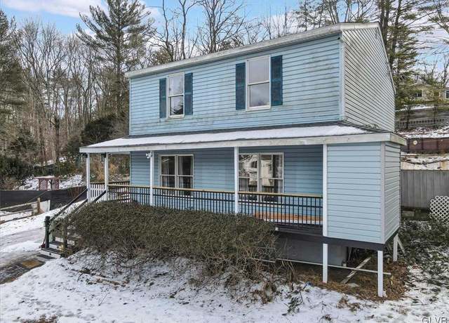 Property at 115 Aspen Cir, East Stroudsburg, PA 18302, 4 beds, 2 baths