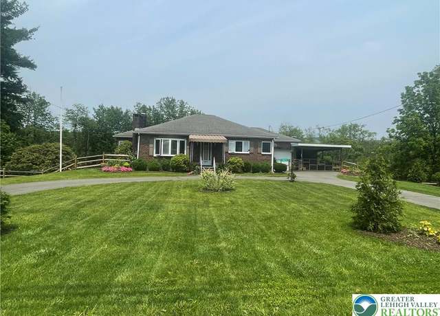 Property at 1571 Penn Dr, West Penn Twp, PA 18211, 3 beds, 1.5 baths