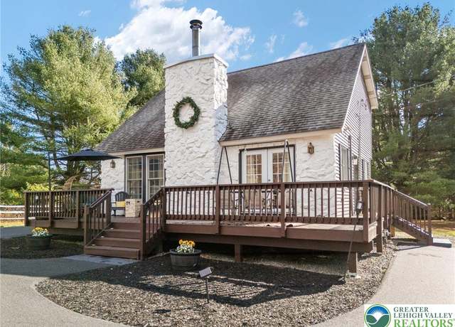 Property at 64 Autumn Ln, Penn Forest Twp, PA 18229, 3 beds, 1.5 baths