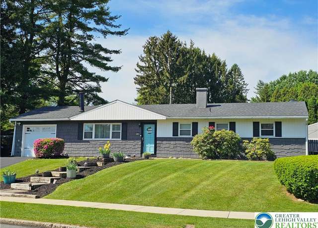 Property at 3969 Washington St, Bethlehem Twp, PA 18020, 3 beds, 1.5 baths