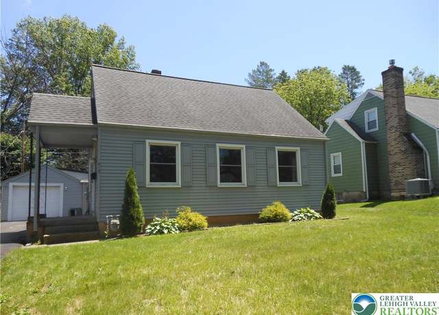 Property at 415 Willow Rd, Hellertown Boro, PA 18055, 3 beds, 1 bath