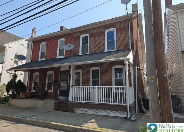 Property at 31 N 4th St, Emmaus Boro, PA 18049, 3 beds, 1 bath