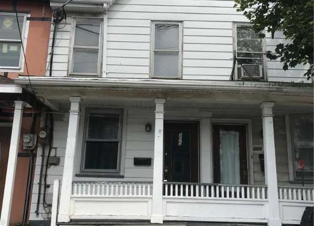 Property at 305 E Union St, Tamaqua Borough, PA 18252, 6 beds, 2 baths