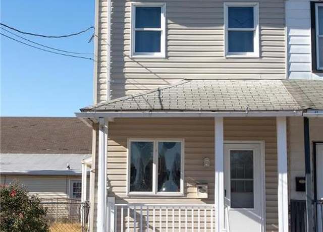 Property at 117 Washington St, Boyertown Borough, PA 19512, 3 beds, 1 bath