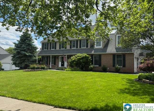 Property at 1382 Dayspring Dr, Allentown City, PA 18106, 4 beds, 2.5 baths