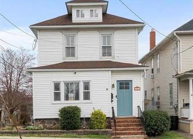 Property at 826 Centre St, Easton, PA 18042-6470, 3 beds, 2 baths