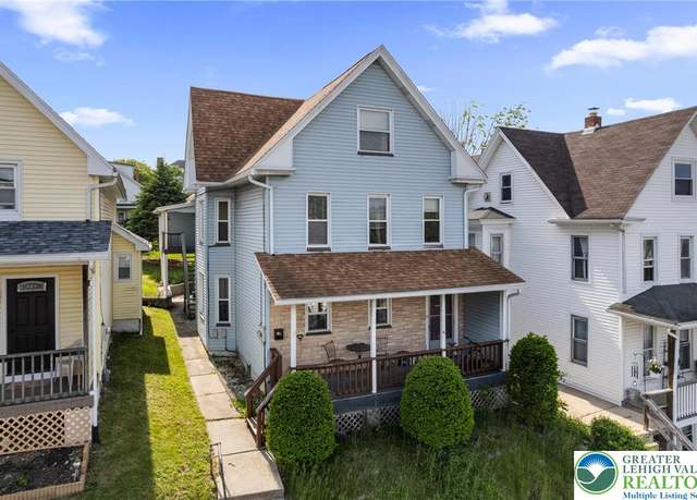 Property at 332 N 2nd St, Lehighton Borough, PA 18235, 6 beds, 2 baths