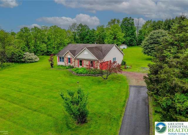 Property at 102 Kressman Rd, Easton, PA 18042, 3 beds, 2 baths