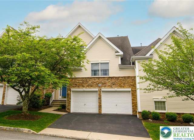 Property at 600 Quaker Ridge Ter, Williams Twp, PA 18042, 3 beds, 2.5 baths
