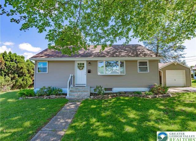 Property at 1708 Kaywin Ave, Bethlehem City, PA 18018, 2 beds, 1 bath