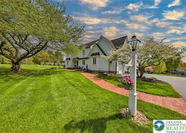 Property at 1765 Arden Ln, Lower Saucon Twp, PA 18015, 5 beds, 4.5 baths