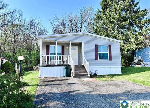 Property at 45 F St, Lehigh Twp, PA 18088, 2 beds, 2 baths