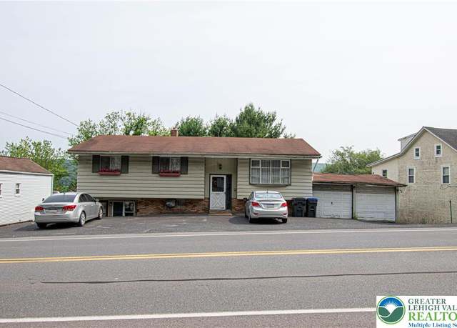 Property at 1208 E Susquehanna St, Salisbury Twp, PA 18103, 6 beds, 2 baths