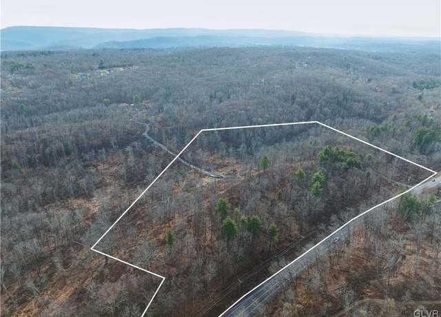 Property at 209 Spring House Ln, Middle Smithfield Twp, PA 18301