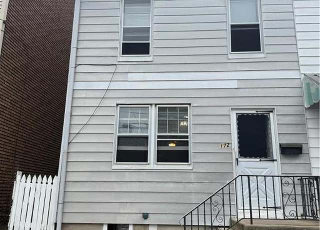 Property at 172 W Green St, Allentown City, PA 18102, 3 beds, 1 bath