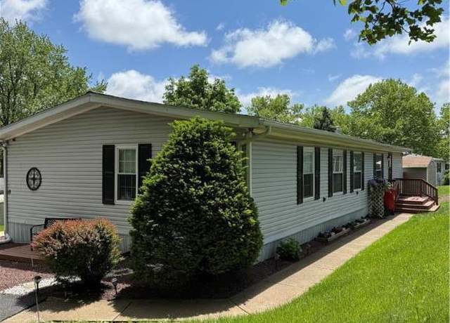 Property at 18 Springridge Rd, Moore Twp, PA 18014, 3 beds, 2 baths