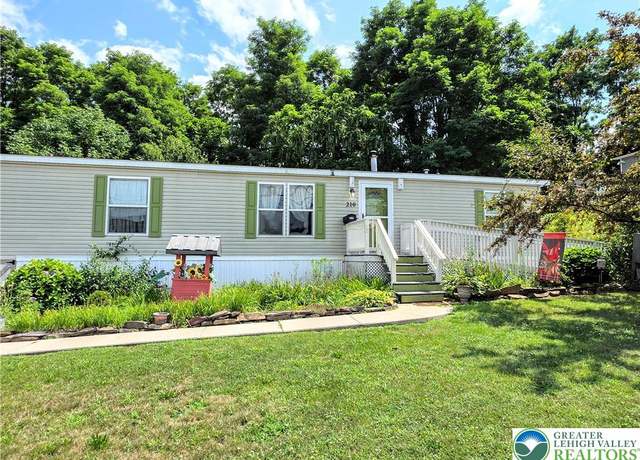 Property at 210 Avenue A, Palmerton Boro, PA 18071, 3 beds, 2 baths