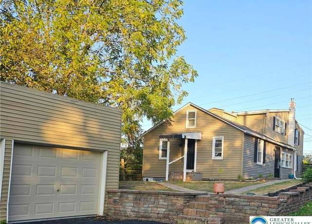 Property at 500 Hall Rd, Bushkill Twp, PA 18064, 3 beds, 2 baths