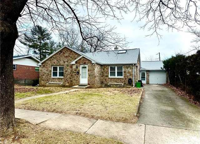 Property at 829 25Th St, Allentown City, PA 18104-3933, 4 beds, 2 baths