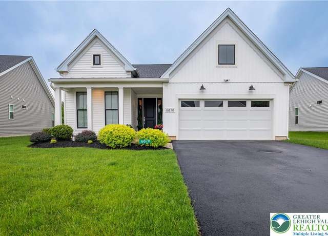 Property at 6878 Tulip Ln, East Allen Twp, PA 18014, 2 beds, 2 baths