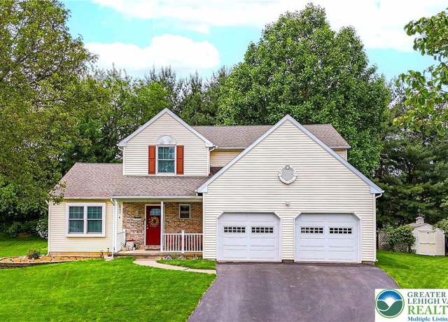 Property at 1770 Blush Ct, Bethlehem Twp, PA 18045, 3 beds, 2.5 baths