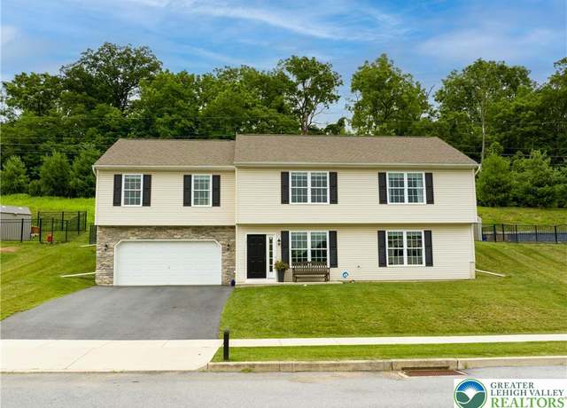 Property at 143 Frank Dr, Allen Twp, PA 18067, 3 beds, 2.5 baths