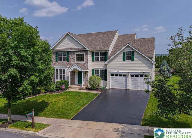 Property at 3213 Overlook Dr, Lower Macungie Twp, PA 18049, 4 beds, 2.5 baths
