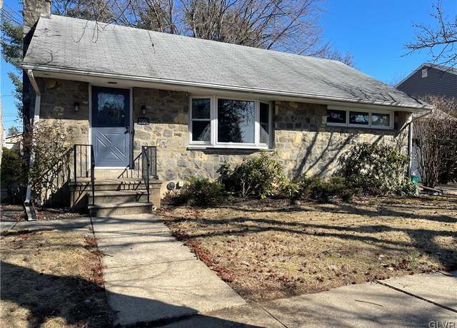 Property at 1906 Lincoln St, Bethlehem City, PA 18017, 3 beds, 2 baths