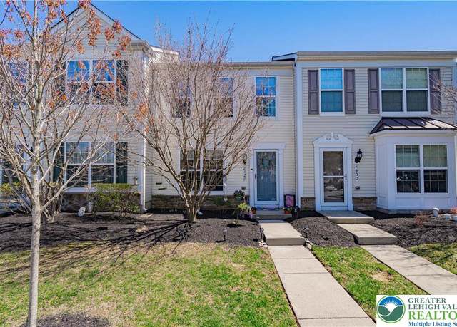 Property at 8428 Cromwell Ct, Upper Macungie Twp, PA 18031, 2 beds, 1.5 baths