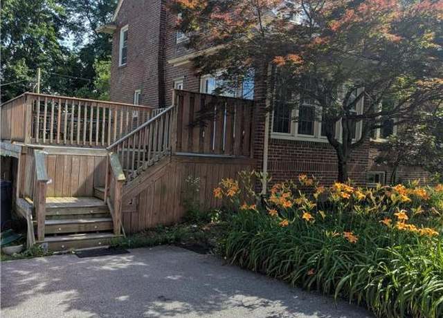 Property at 2816 W Columbia St, South Whitehall Twp, PA 18104, 4 beds, 2 baths