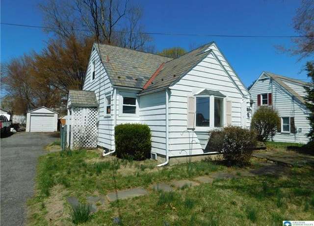 Property at 2887 Easton Ave, Bethlehem City, PA 18017-4203, 3 beds, 2 baths