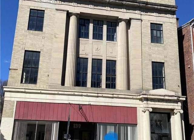 Property at 139 W Broad St, Tamaqua Borough, PA 18252, 4 baths