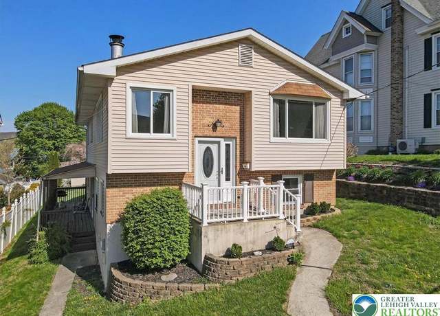 Property at 715 Center St, Jim Thorpe Boro, PA 18229, 3 beds, 1.5 baths