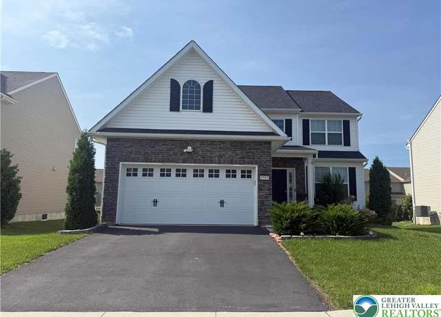 Property at 3563 Sweetgum Dr, Lower Nazareth Twp, PA 18064, 4 beds, 2.5 baths