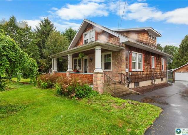 Property at 5817 Sullivan Trl, Plainfield Twp, PA 18064-9295, 3 beds, 2 baths