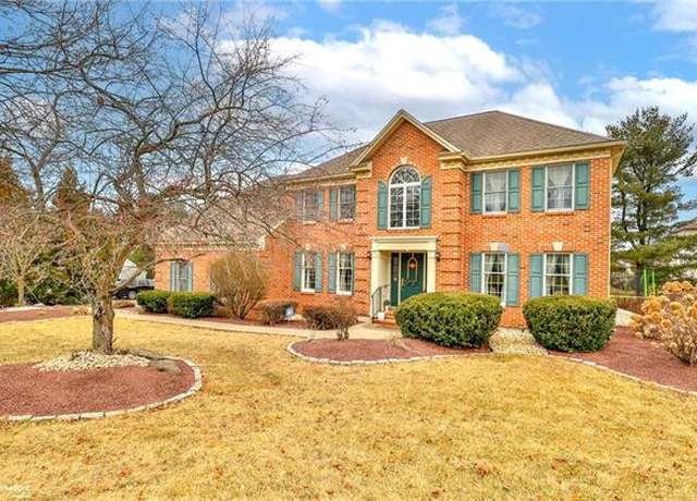 Property at 1214 Highland Dr, Upper Macungie Twp, PA 18069-9071, 4 beds, 3.5 baths
