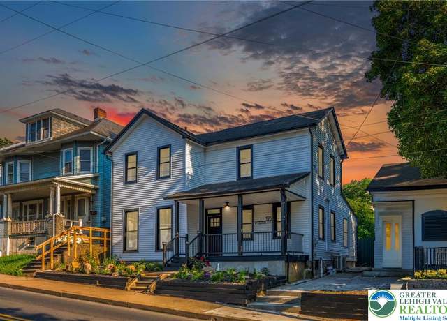 Property at 125 W Central Ave, East Bangor Boro, PA 18013, 4 beds, 1.5 baths