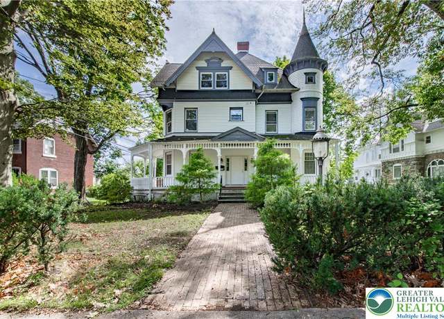 Property at 540 4th St, Catasauqua Borough, PA 18032, 6 beds, 3.5 baths
