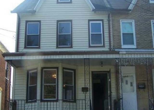 Property at 115 E Wilkes Barre St, Easton, PA 18042, 4 beds, 1.5 baths