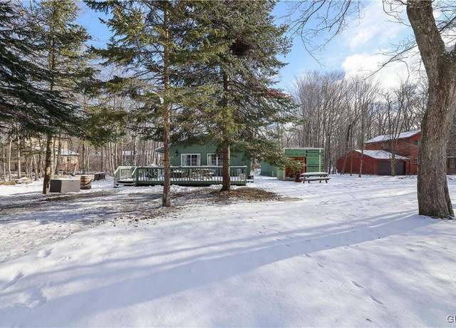 Property at 9379 Fairmount Way, Coolbaugh Twp, PA 18466, 2 beds, 1 bath