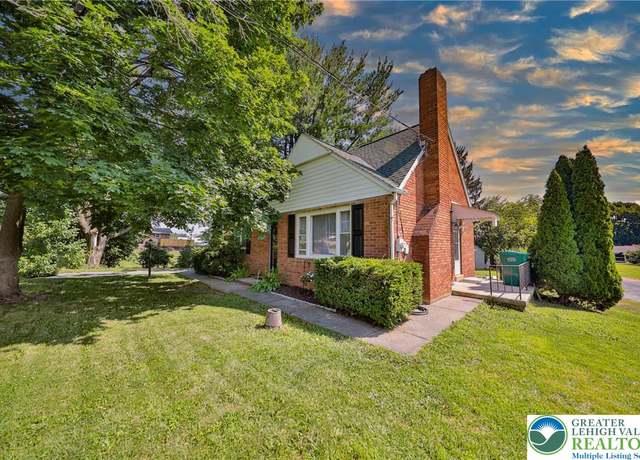 Property at 795 Krocks Ct, Allentown City, PA 18106, 4 beds, 1.5 baths