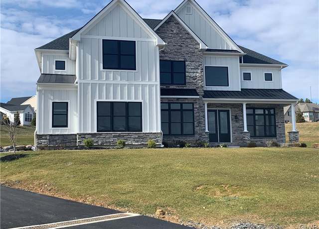 Property at 1867 Stone Tavern Blvd, South Whitehall Twp, PA 18104, 4 beds, 4 baths